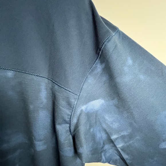 The North Face Flash-Dry Women's Printed Dawndream Long Sleeve Shirt - Picture 9 of 16